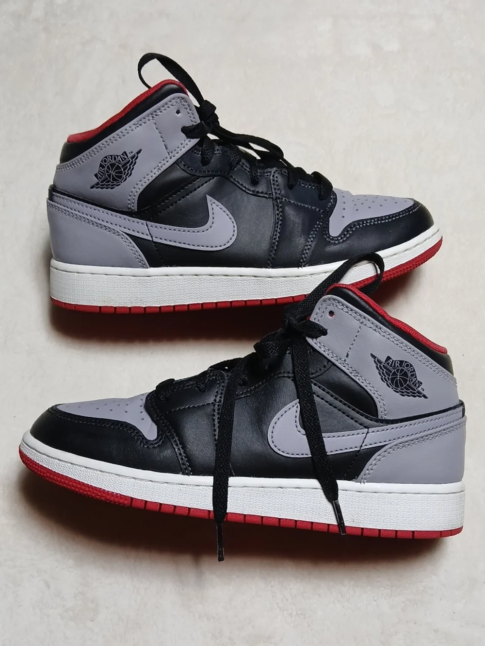 Nike Air Jordan 1 Mid Bred Shadow Sneakers - Black/Grey/Red Size 5.5Y